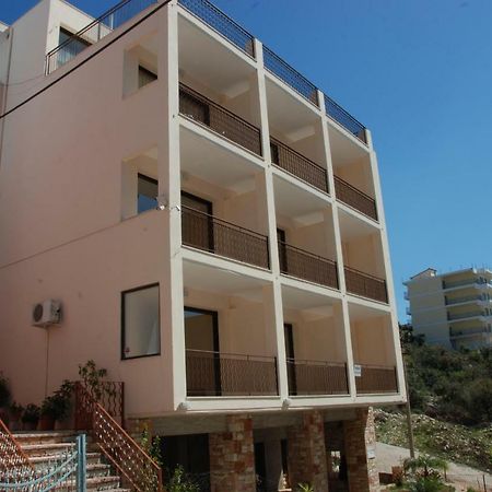 Nikos Hotel And Apartments Saranda Dış mekan fotoğraf