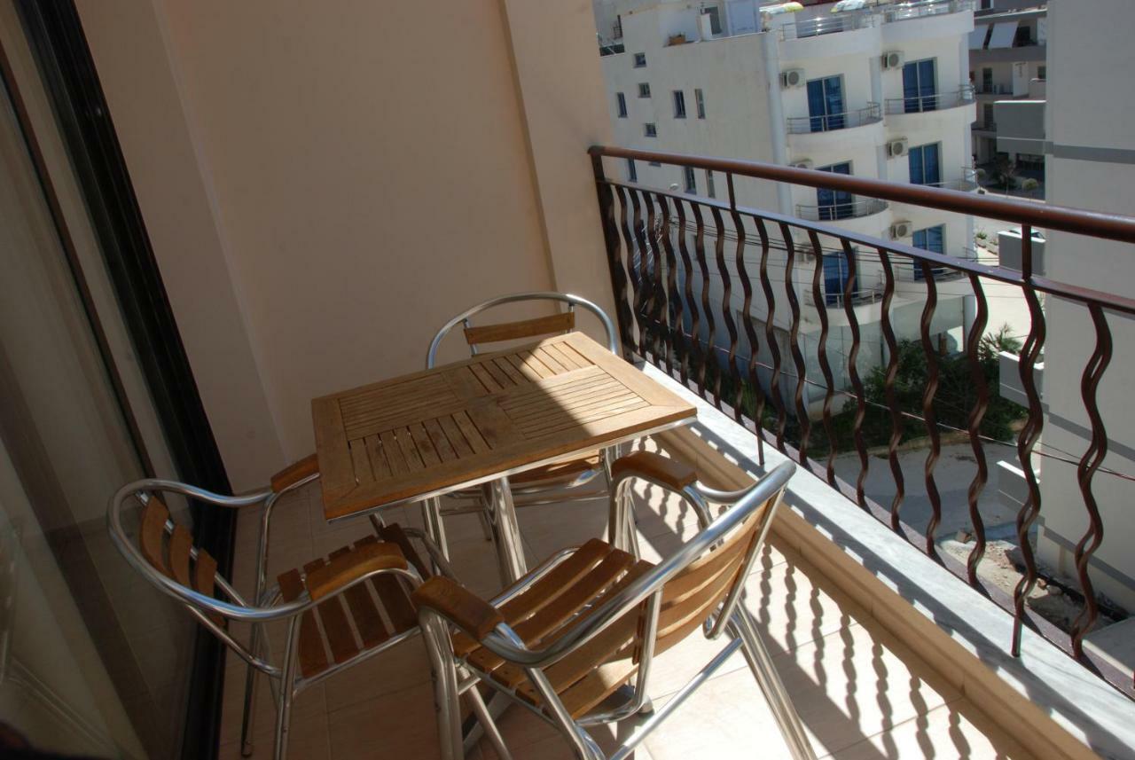 Nikos Hotel And Apartments Saranda Dış mekan fotoğraf